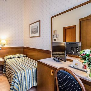 Classic Single Room